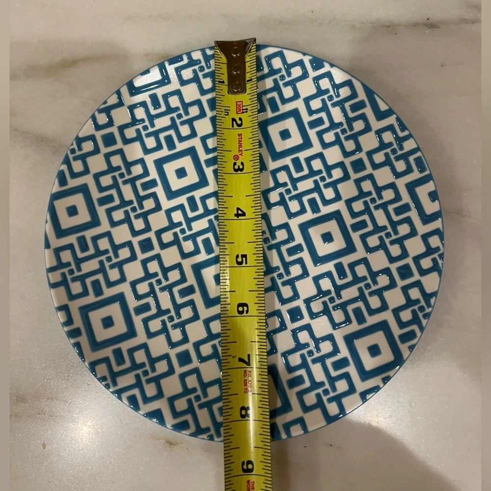 Blue Crate & Barrel Kate Spain Chase Luncheon Salad / Dessert 8.5 Inch Plates